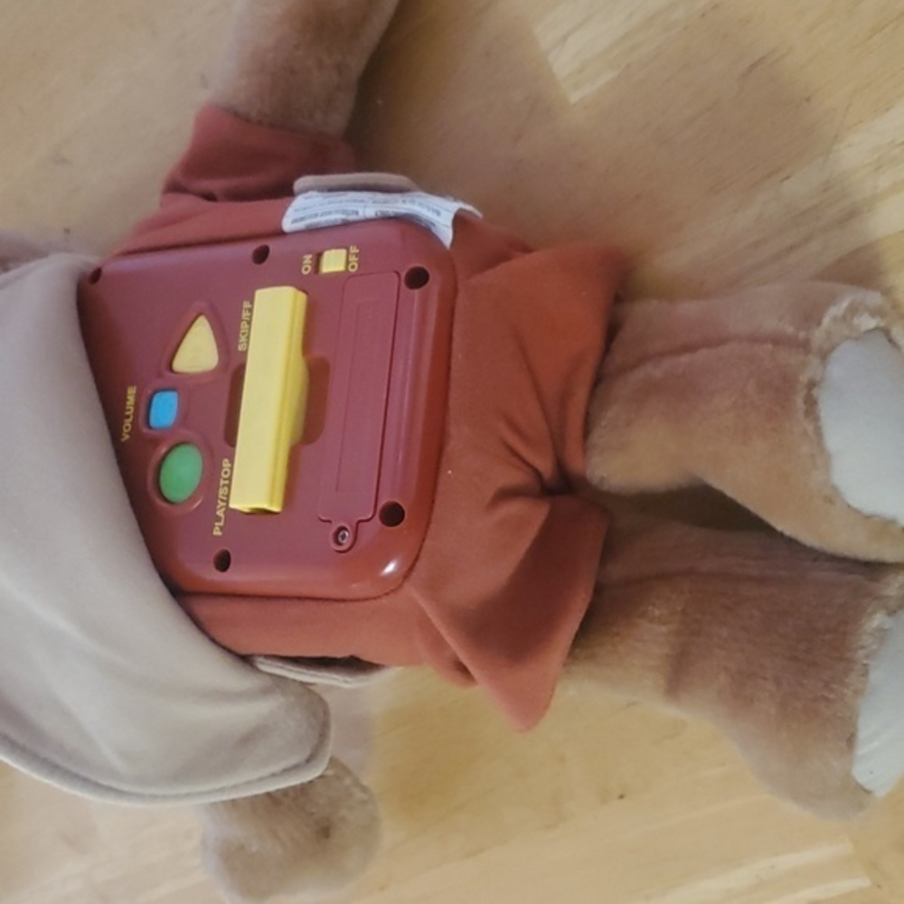 TEDDY RUXPIN  THE ORIGINAL ANIMATED STORYTELLING TOY